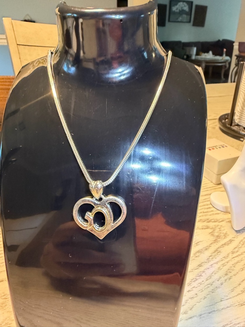 Silver tone Heart Pendant Necklace with Black Stone